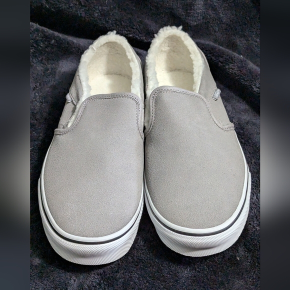 Vans Asher Faux Shearling Slip-On Suede Sneakers Women’s Size 5 Gray & White - Picture 10 of 16